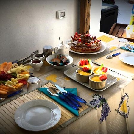 B&B Pietre Antiche Vezzi Portio Dış mekan fotoğraf